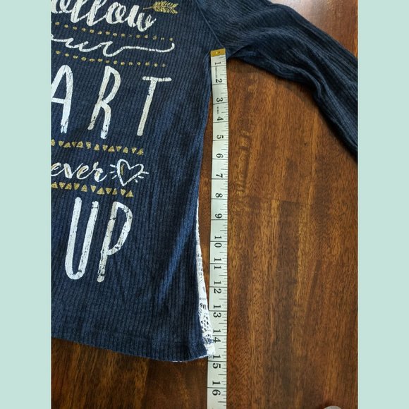 NWT ARIZONA JEANS Long Sleeve Top And Scarf Top Set Size XL - Picture 4 of 16